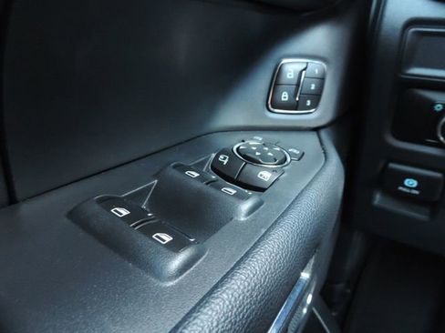 Used 2023 Ford Expedition XLT RWD image 30