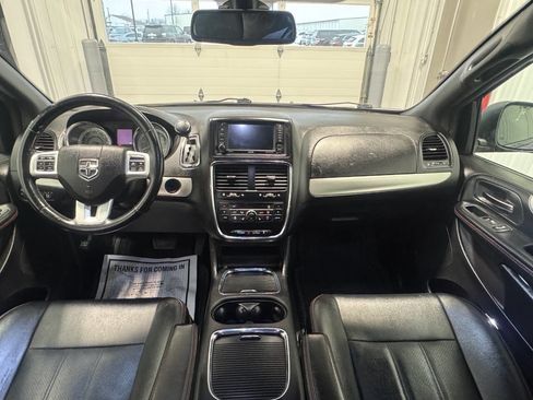 Used 2019 Dodge Grand Caravan GT image 24