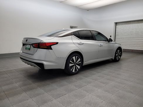 Used 2022 Nissan Altima 2.5 SV image 10