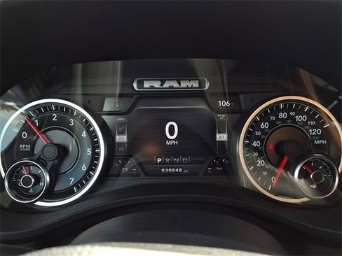 Used 2022 RAM 1500 Laramie image 11