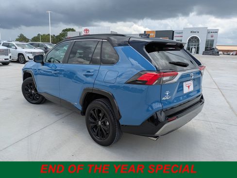 Used 2022 Toyota RAV4 XSE image 5