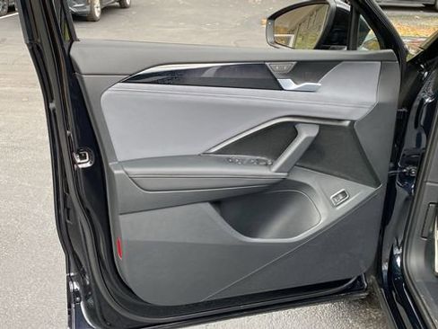 New 2026 Volkswagen Tiguan SE R-Line image 18