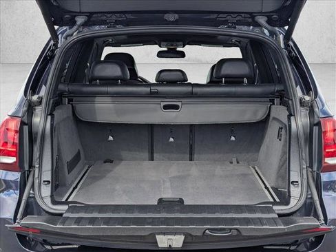 Used 2017 BMW X5 xDrive50i image 6
