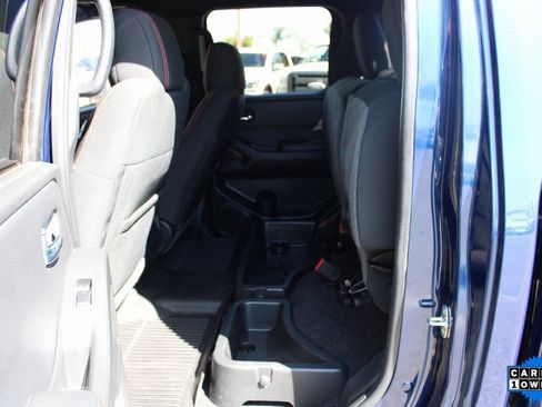 Used 2022 Nissan Frontier PRO-4X w/ Technology Package image 31