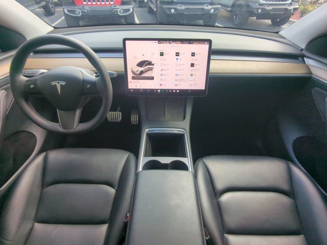 Used 2023 Tesla Model Y Performance AWD/4WD image 18