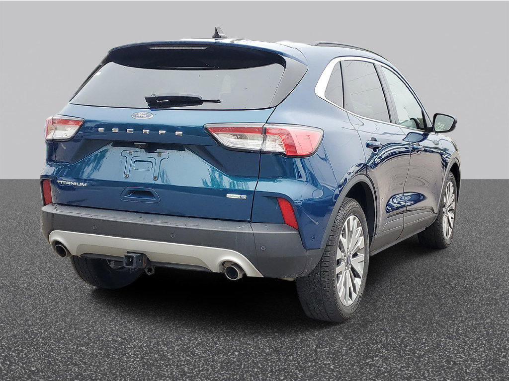 Used 2020 Ford Escape Titanium AWD/4WD image 3