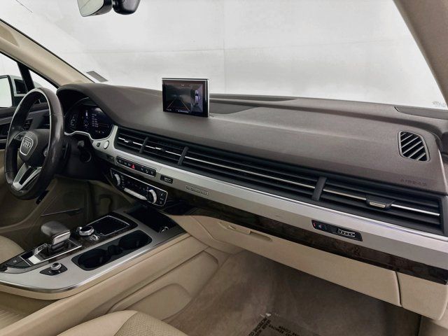 Used 2019 Audi Q7 2.0T Premium Plus AWD/4WD image 31