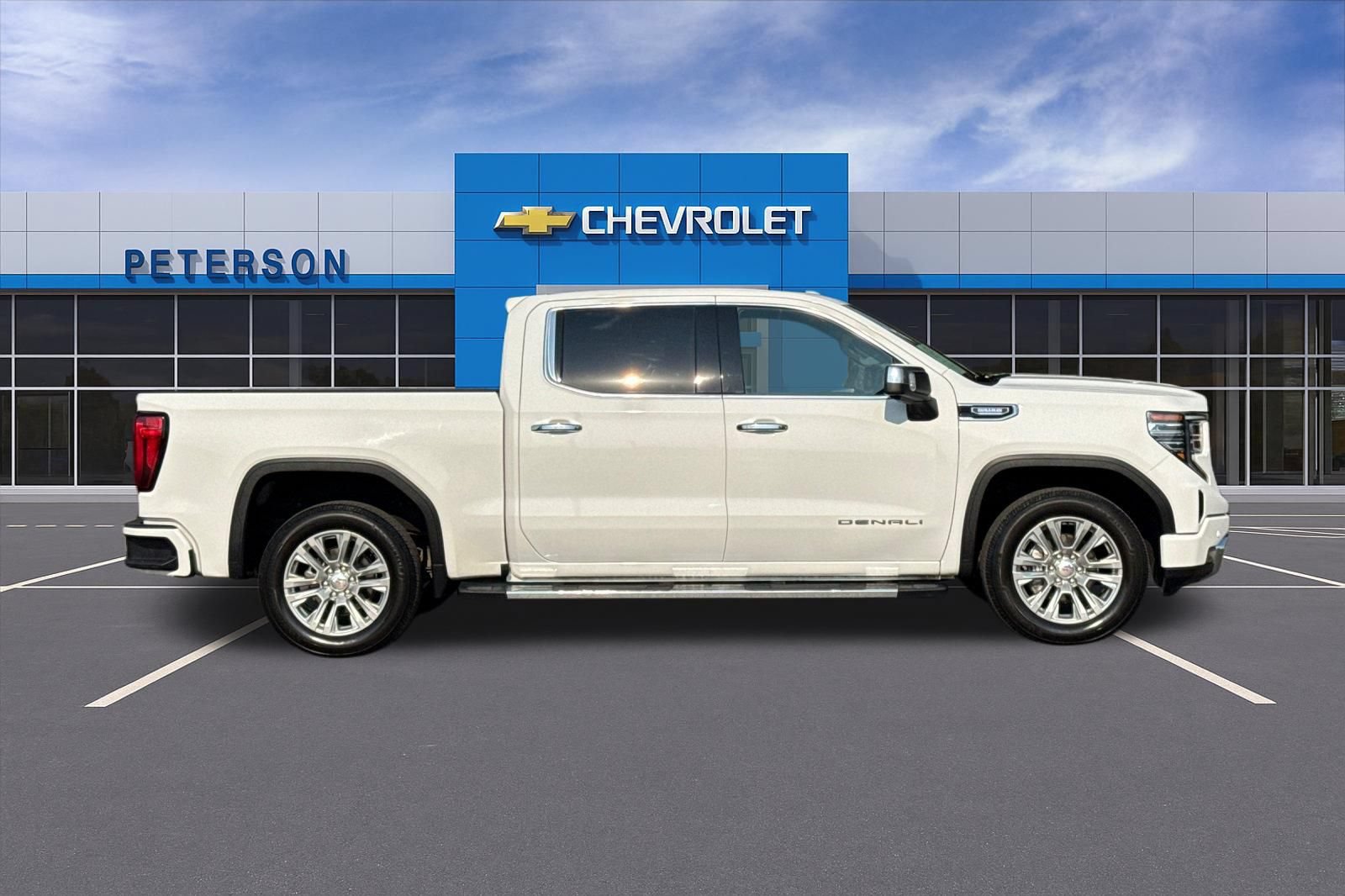 Certified 2024 GMC Sierra 1500 Denali w/ Technology Package AWD/4WD image 3