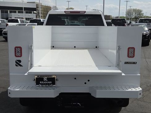 New 2025 GMC Sierra 3500 Pro w/ Convenience Package image 23