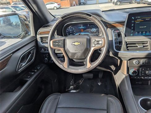 Used 2023 Chevrolet Suburban High Country w/ Advanced Technology Package image 22