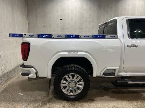 Used 2021 GMC Sierra 2500 Denali w/ Denali Ultimate Package AWD/4WD image 31