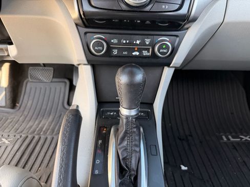 Used 2019 Acura ILX FWD image 15