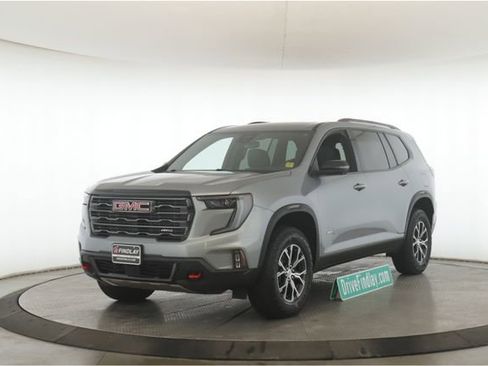 Used 2025 GMC Acadia AT4 w/ LPO, Floor Liner Package image 10