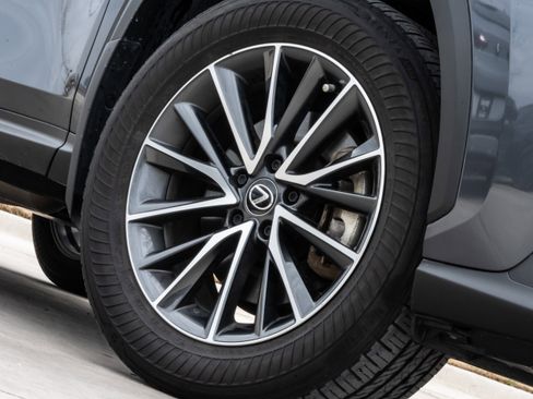 Used 2024 Lexus NX 350h AWD w/ Premium Package image 9