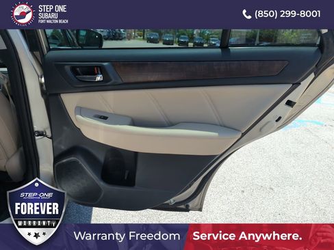 Used 2018 Subaru Outback 2.5i Limited AWD/4WD image 33