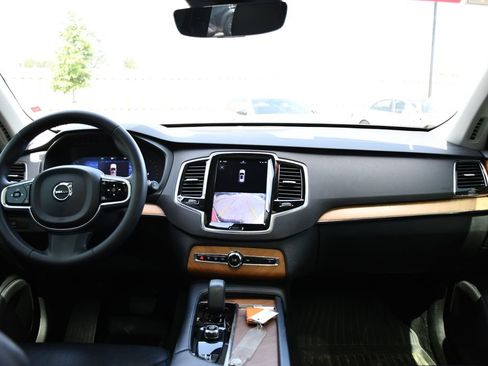 Used 2023 Volvo XC90 B6 Plus w/ Protection Package Premier AWD/4WD image 30