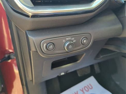 Certified 2022 Chevrolet TrailBlazer LT w/ Driver Confidence Package image 33