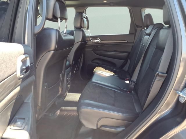 Used 2019 Jeep Grand Cherokee Altitude AWD/4WD image 18