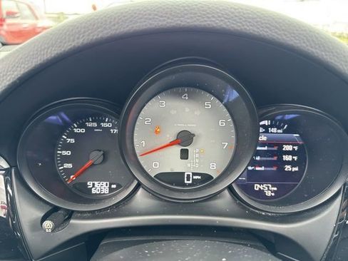 Used 2018 Porsche Macan S AWD/4WD image 3