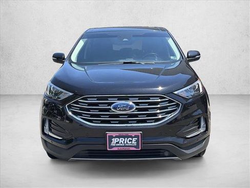 Used 2022 Ford Edge Titanium AWD/4WD image 2