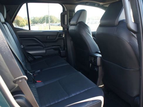 Used 2025 Toyota 4Runner TRD Off-Road Premium image 21