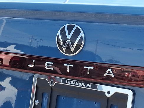 New 2026 Volkswagen Jetta SE FWD image 13