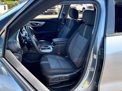 Used 2025 Chevrolet Blazer LT AWD/4WD image 26