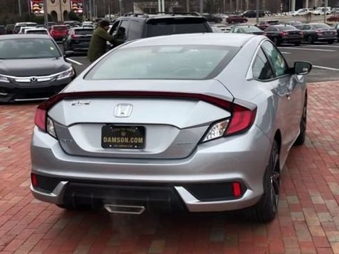Used 2020 Honda Civic Sport image 8