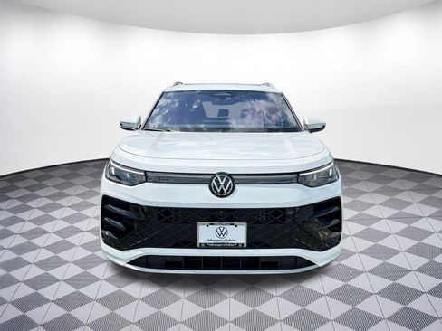 New 2026 Volkswagen Tiguan SEL R-Line AWD/4WD image 6