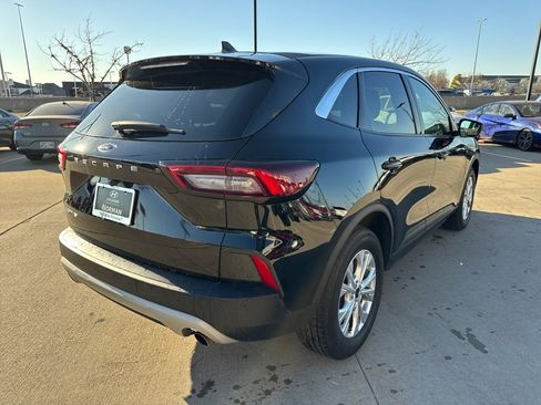 Used 2024 Ford Escape Active image 4