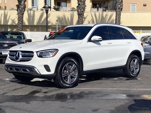 Used 2020 Mercedes-Benz GLC 300 image 2