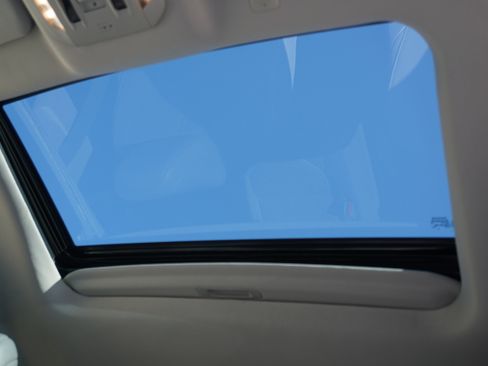 Used 2022 Toyota Highlander Limited image 21