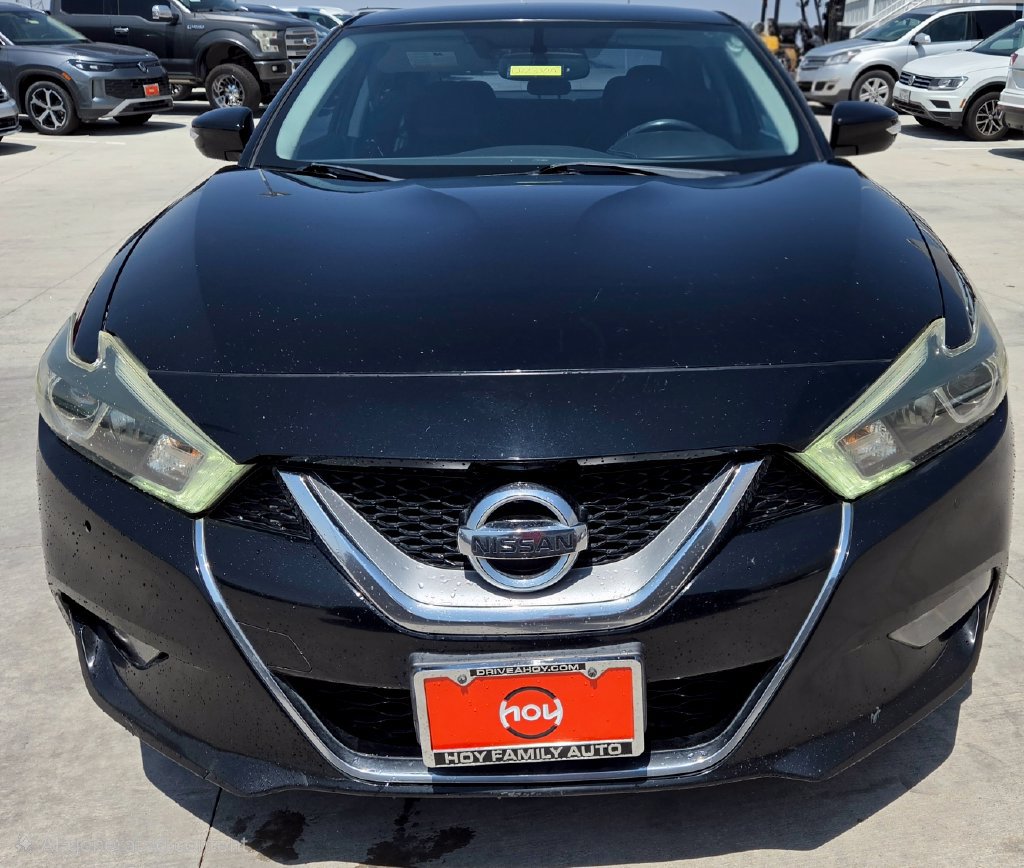 Used 2017 Nissan Maxima SR w/ Midnight Edition FWD image 4