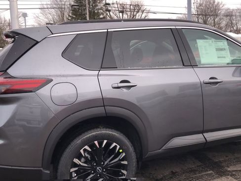 New 2026 Nissan Rogue SV image 8