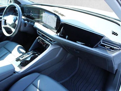 Certified 2025 Audi Q5 Premium w/ Convenience Package AWD/4WD image 26