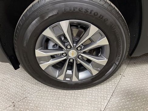 Used 2026 Chevrolet Equinox LT image 19