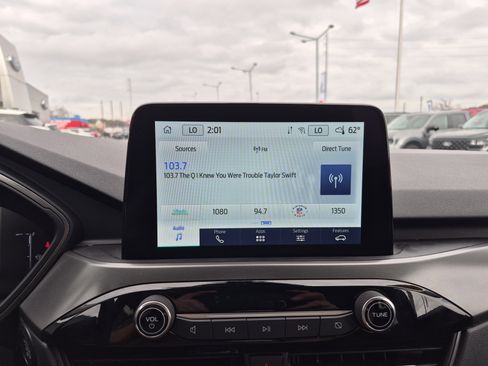 Used 2025 Ford Escape Active image 32