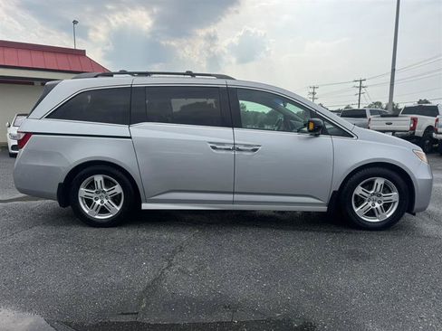Used 2012 Honda Odyssey Touring image 4
