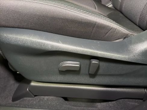 Used 2025 Subaru Ascent Premium AWD/4WD image 25