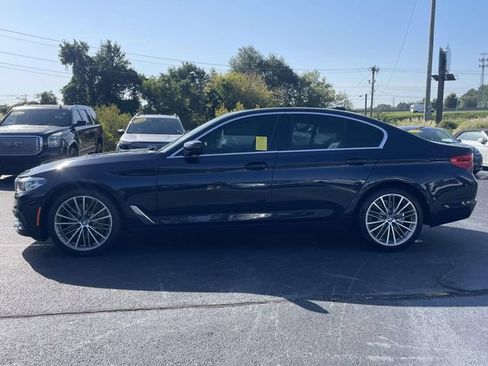 Used 2019 BMW 530i xDrive w/ Convenience Package AWD/4WD image 4