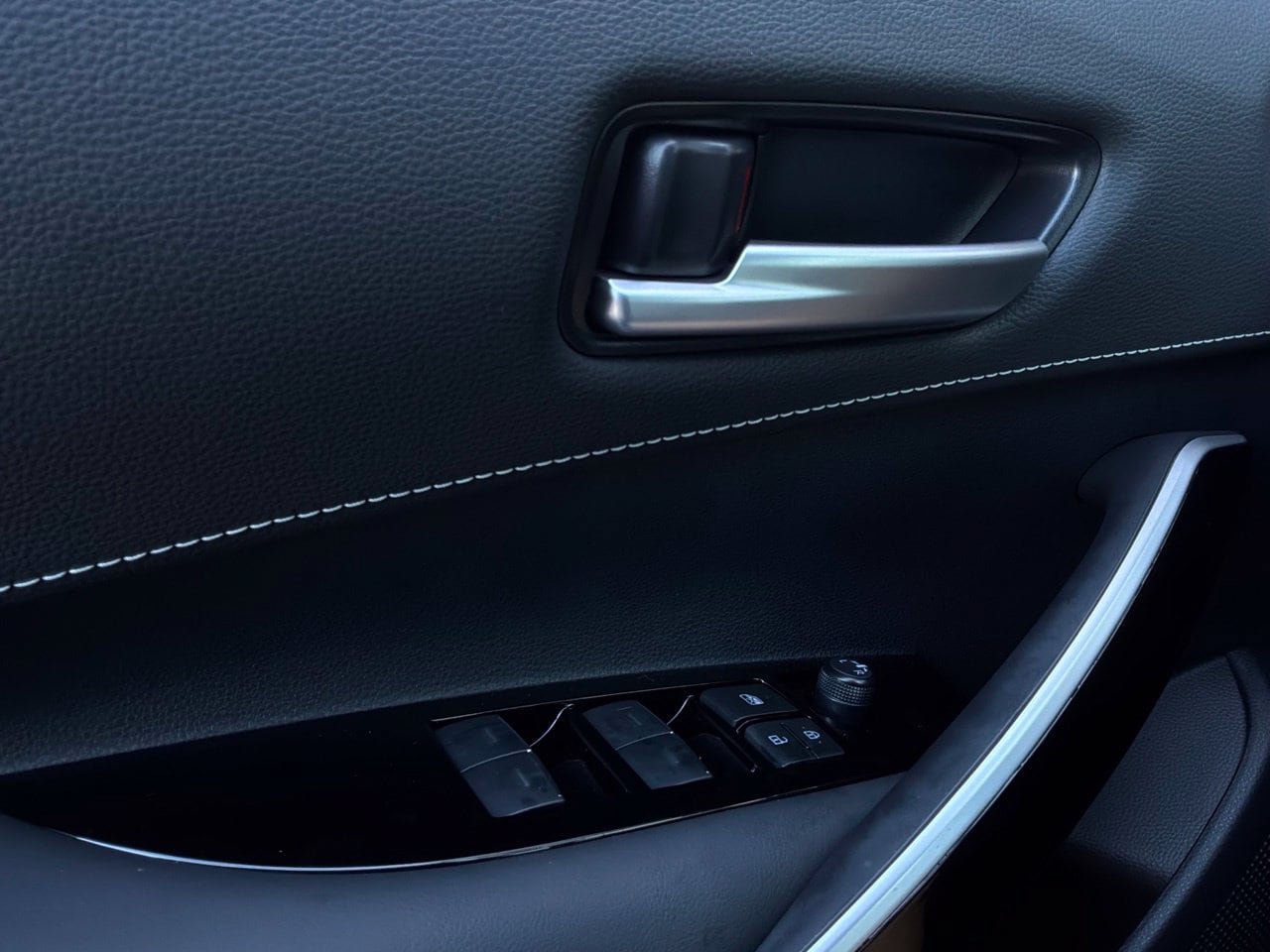 New 2027 Toyota Corolla XSE FWD image 19