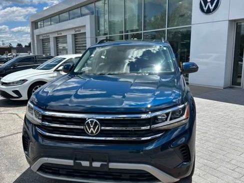 Used 2023 Volkswagen Atlas SE w/ Panoramic Sunroof Package FWD image 18