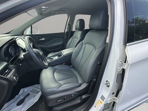 Used 2020 Buick Envision Essence FWD image 17