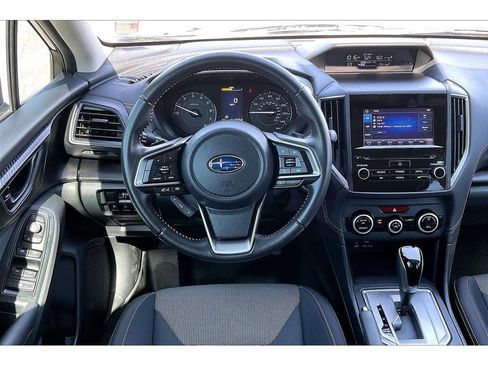 Used 2020 Subaru Crosstrek 2.0i Premium w/ Moonroof Package 1 AWD/4WD image 6