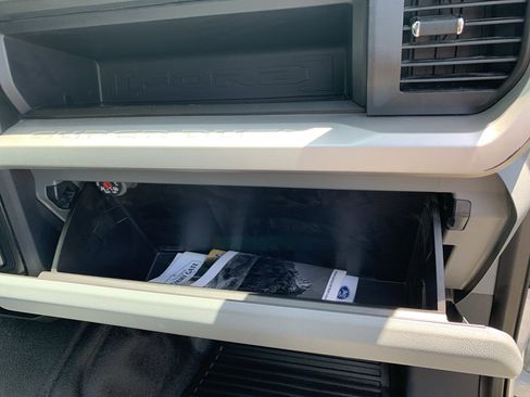 Used 2023 Ford F550 4x4 Crew Cab Super Duty image 35