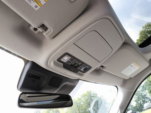 Certified 2025 Ford Expedition Platinum w/ Driver's Package image 11