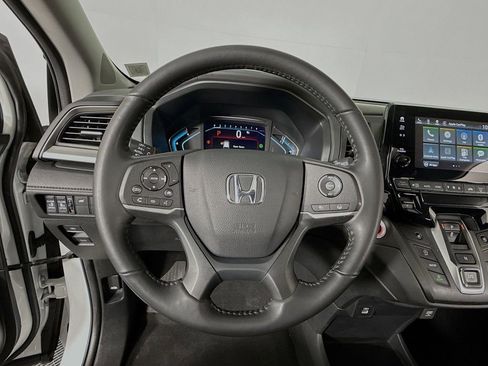 Certified 2024 Honda Odyssey EX-L image 11