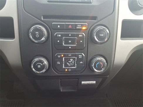 Used 2013 Ford F150 XLT w/ XLT Chrome Pkg image 17