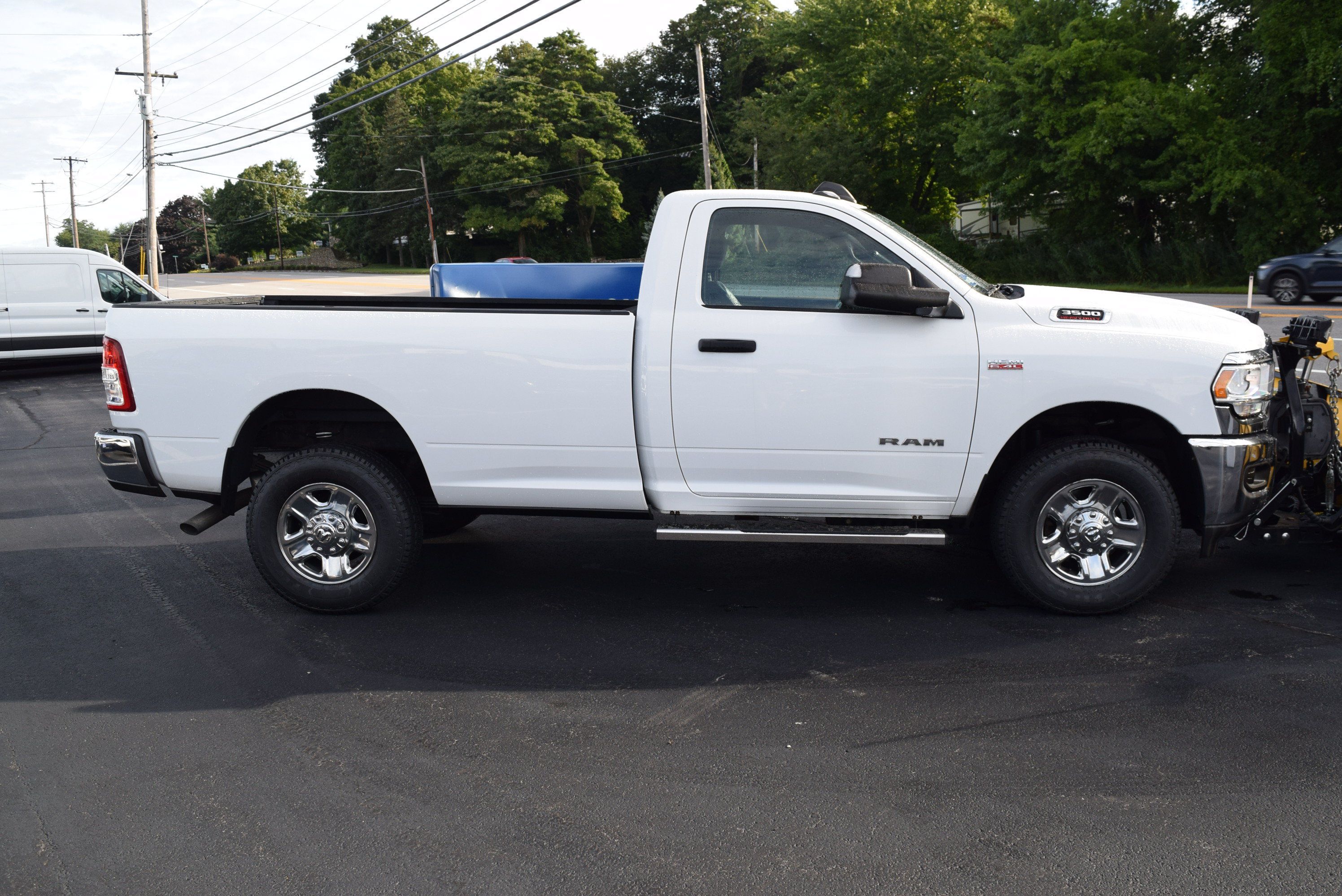 Used 2022 RAM 3500 Tradesman AWD/4WD image 3