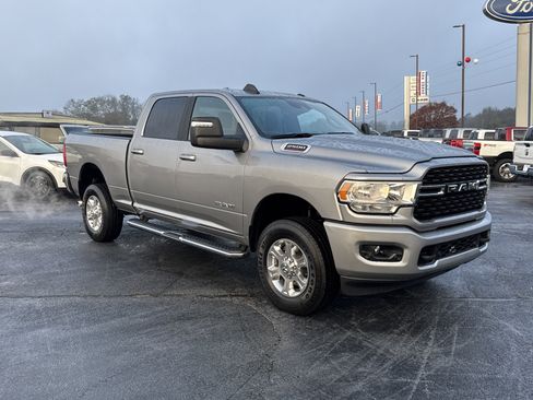 Used 2024 RAM 2500 Big Horn w/ Safety Group image 4